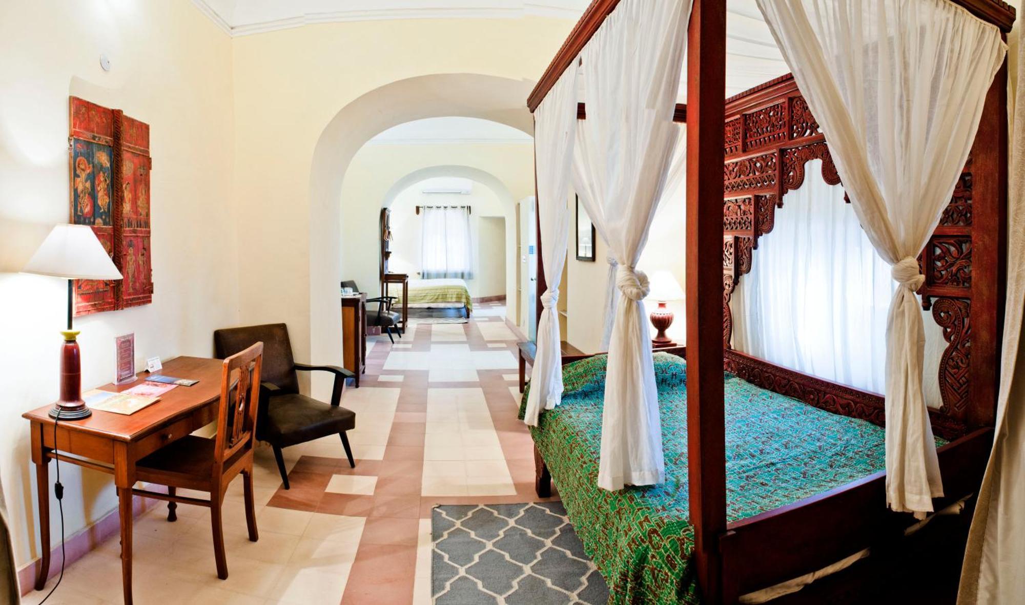 Neemrana'S - Tijara Fort Palace Екстер'єр фото